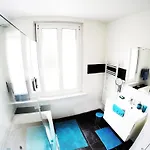 فندق مبيت وإفطار Louvre 4*