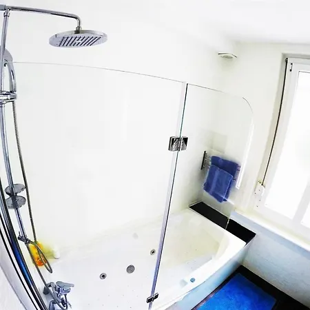 Louvre Alojamento de Acomodação e Pequeno-almoço Lens