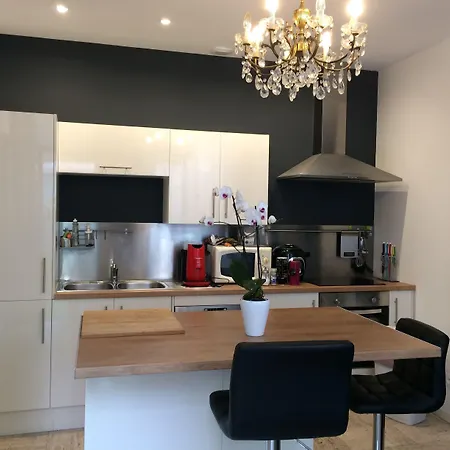 Alojamento de Acomodação e Pequeno-almoço Louvre Lens