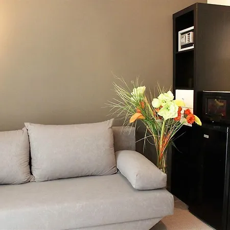 Alojamento de Acomodação e Pequeno-almoço Louvre 4*